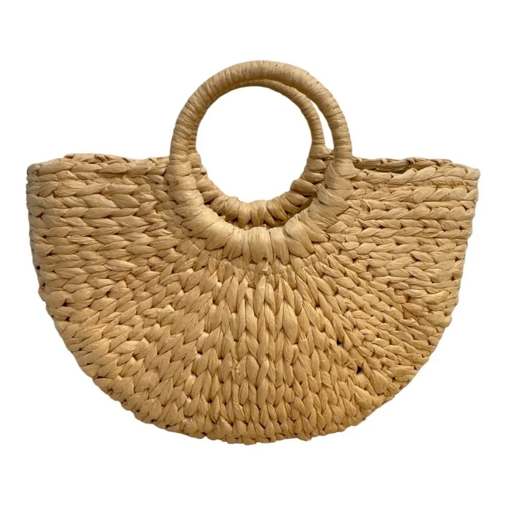 Straw Pom Pom Tote Bag Summer Bag Vacation Travel Resort Pocketbook